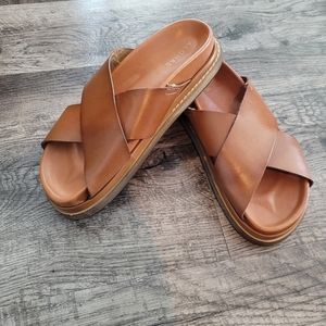 Brown leather size 40 Alohas